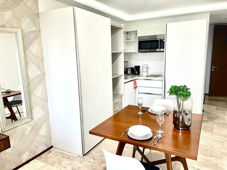 One 401 Stylish 1Br Ocean View Fast Wifi Apartment Playa del Carmen