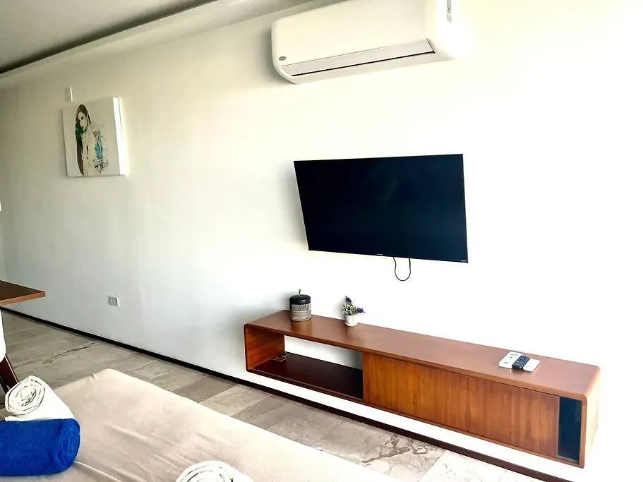 One 401 Stylish 1Br Ocean View Fast Wifi Apartment Playa del Carmen Mexico