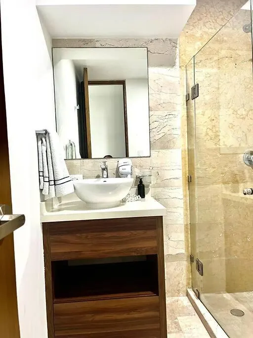 One 401 Stylish 1Br Ocean View Fast Wifi Apartment Playa del Carmen Mexico